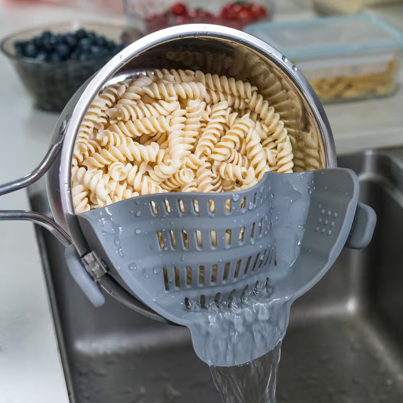 Clip On Strainer for Pots and Pans Universal Kitchen Colander for Pasta Vegetables and Fruit Drain Filter Tool